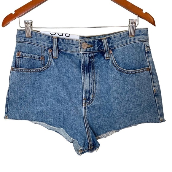 URBAN Outfitters BDG Cheeky Super High Rise Shorts - Picture 3 of 11